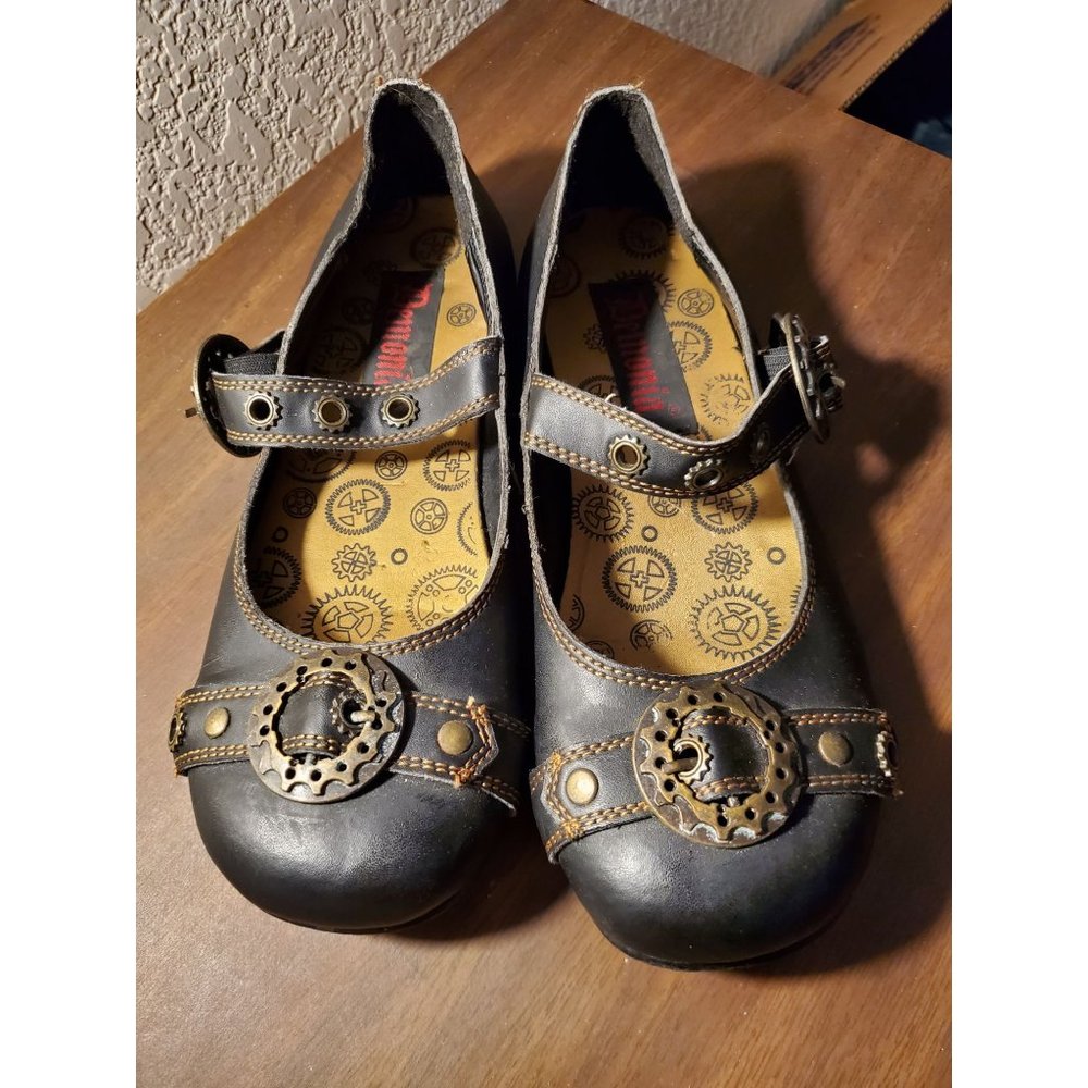 Demonia Daisy 09 Slip On Shoes Size 8
